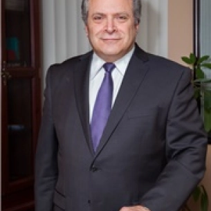 Patrick Felice board-certified labiaplasty surgeon