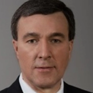 Peter Wallick board-certified labiaplasty surgeon