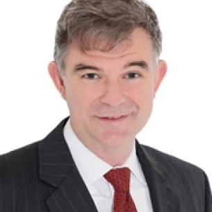 Peter Davis board-certified labiaplasty surgeon