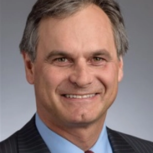 Yoav Barnavon board-certified labiaplasty surgeon