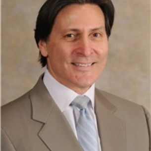 David Bottger board-certified labiaplasty surgeon