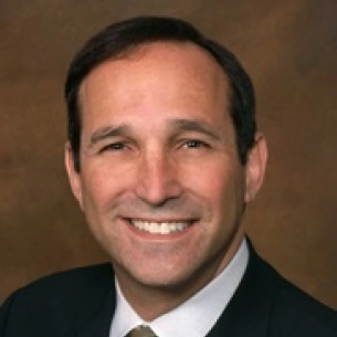 Sheldon Lincenberg board-certified labiaplasty surgeon