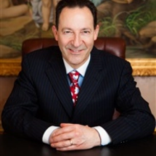 Robert Gotkin board-certified labiaplasty surgeon