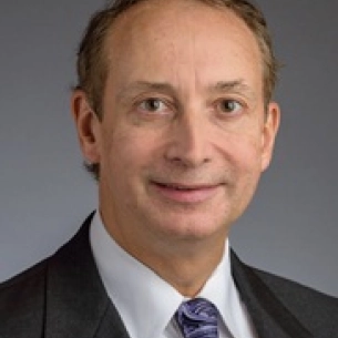 Bradley Remington board-certified labiaplasty surgeon