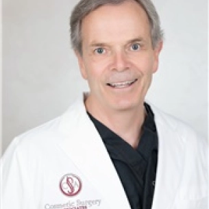 Franklin Richards board-certified labiaplasty surgeon