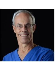 Steven Zoellner board-certified labiaplasty surgeon