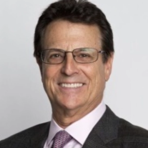 Andrew Wolin board-certified labiaplasty surgeon
