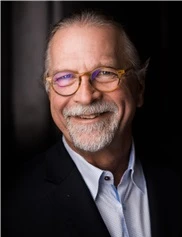Scott Tucker board-certified labiaplasty surgeon