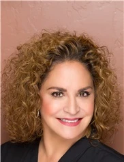Patricia Mars board-certified labiaplasty surgeon