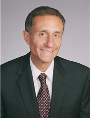 Daniel Garritano board-certified labiaplasty surgeon
