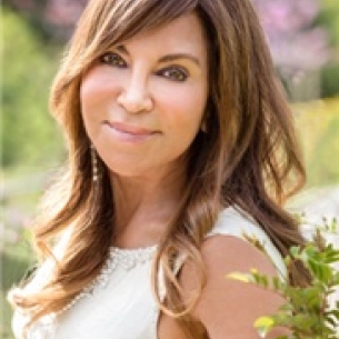 Christine Petti board-certified labiaplasty surgeon