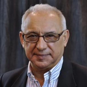 David Globerman board-certified labiaplasty surgeon