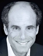 Leslie Stevens board-certified labiaplasty surgeon