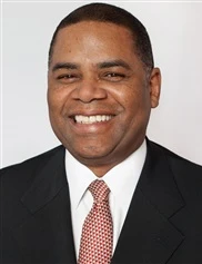 Jeffery Flagg board-certified labiaplasty surgeon