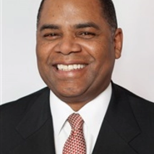 Jeffery Flagg board-certified labiaplasty surgeon