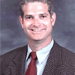 Dann Leonard board-certified labiaplasty surgeon