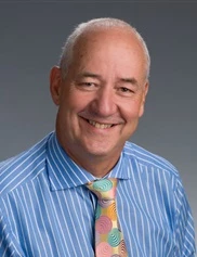 Guido Gutter board-certified labiaplasty surgeon
