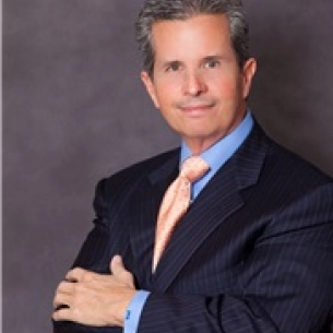 Jose Perez-Gurri board-certified labiaplasty surgeon
