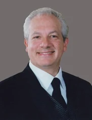 Martin Kessler board-certified labiaplasty surgeon