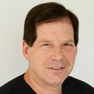 Lawrence Kurtzman board-certified labiaplasty surgeon