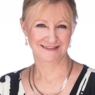 Anna Drzewiecki board-certified labiaplasty surgeon