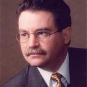 Elliot Duboys board-certified labiaplasty surgeon