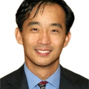 Phillip Chang board-certified labiaplasty surgeon