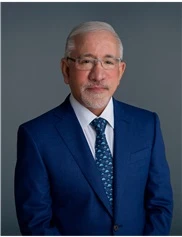 Bahman Guyuron board-certified labiaplasty surgeon
