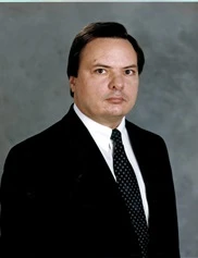 Thomas Walek board-certified labiaplasty surgeon