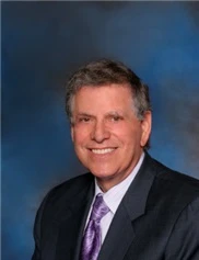 Elliot Jacobs board-certified labiaplasty surgeon