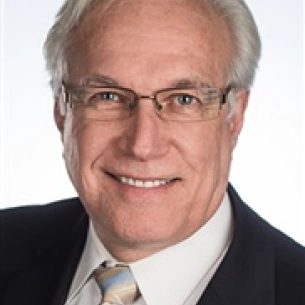 Michael Schenden board-certified labiaplasty surgeon