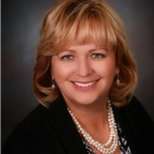 Jeanette Padgett board-certified labiaplasty surgeon