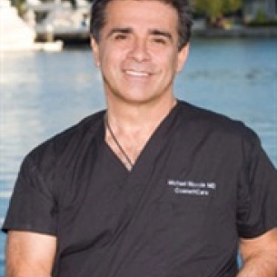 Michael Niccole board-certified labiaplasty surgeon