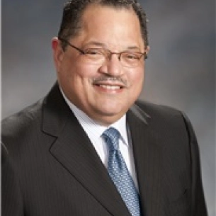 Carl Williams board-certified labiaplasty surgeon