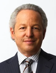 Steven Ringler board-certified labiaplasty surgeon