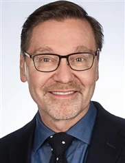 Michael Olding board-certified labiaplasty surgeon