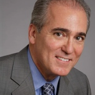 Robert Spies board-certified labiaplasty surgeon