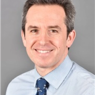 Brian Labow board-certified labiaplasty surgeon