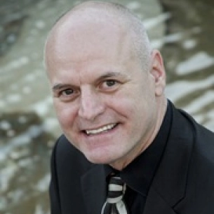 Douglas Hendricks board-certified labiaplasty surgeon