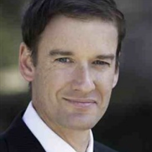 Christopher Davidson board-certified labiaplasty surgeon