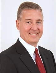 Raymond Dunn board-certified labiaplasty surgeon