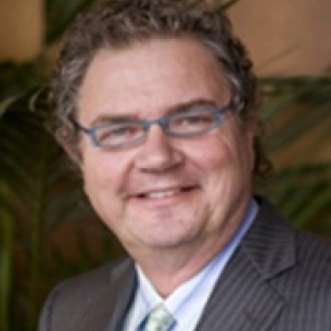Johan Brahme board-certified labiaplasty surgeon