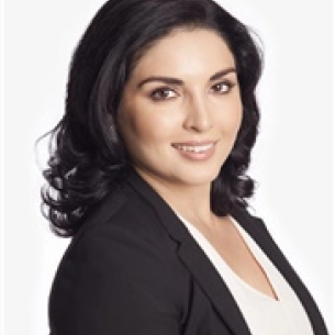 Lily Daniali board-certified labiaplasty surgeon