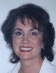 Gloria de Olarte board-certified labiaplasty surgeon