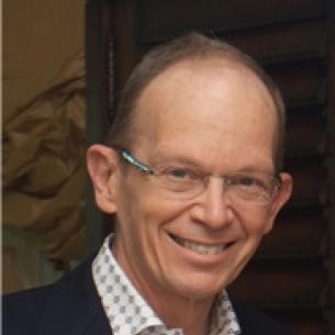 J. Bart Muldowney board-certified labiaplasty surgeon