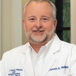 Forrest Wells board-certified labiaplasty surgeon