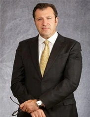Sadri Ozan Sozer board-certified labiaplasty surgeon