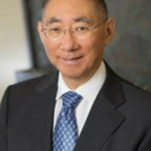 Gordon Sasaki board-certified labiaplasty surgeon