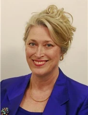 Petra Schneider-Redden board-certified labiaplasty surgeon