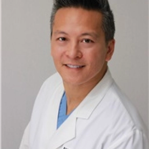 Allan Parungao board-certified labiaplasty surgeon